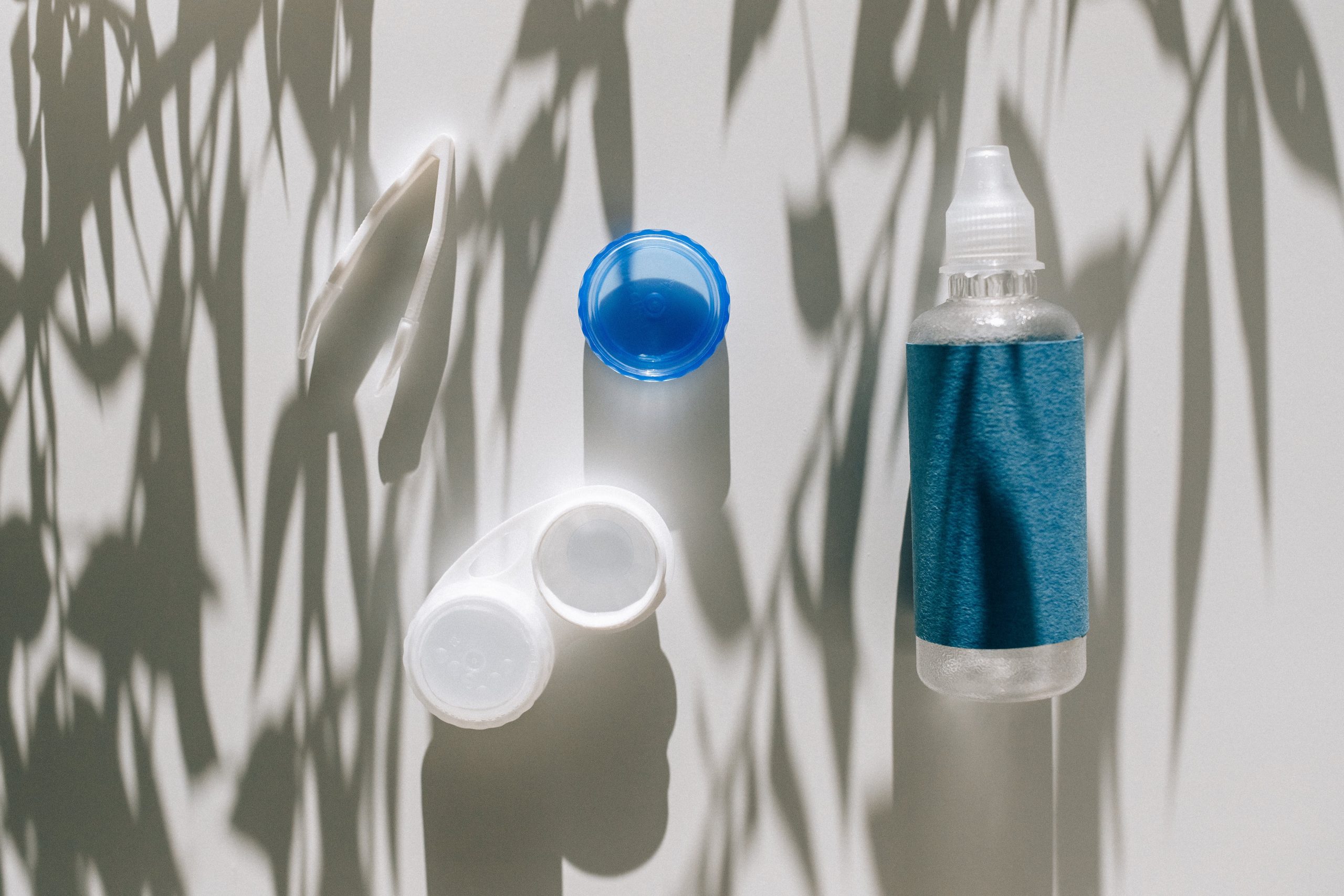 Eco-friendly contact lenses